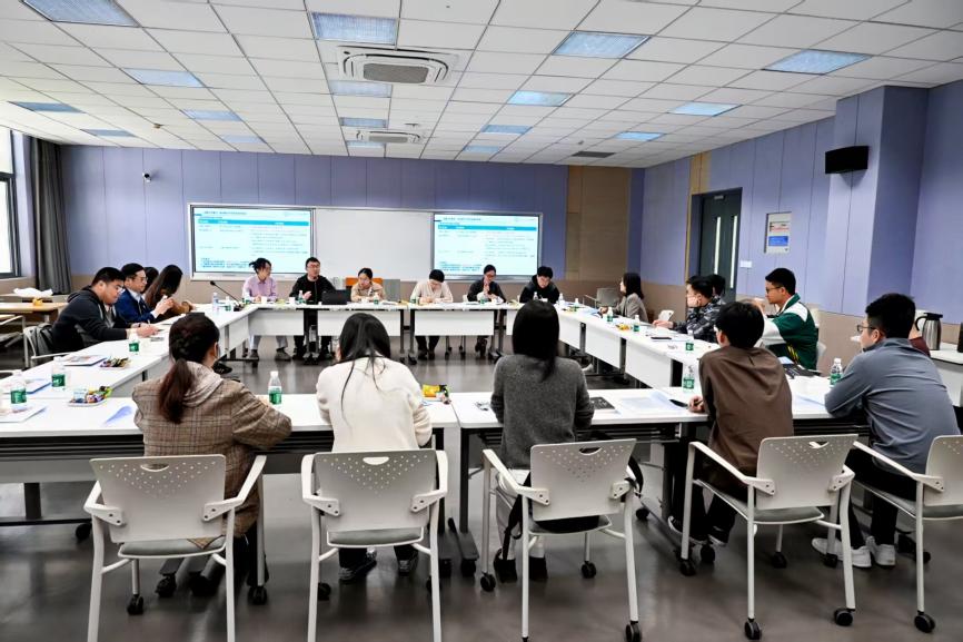 共话育人初心，同行护航成长｜Betway体育西汉姆联“共话同行”班主任沙龙顺...